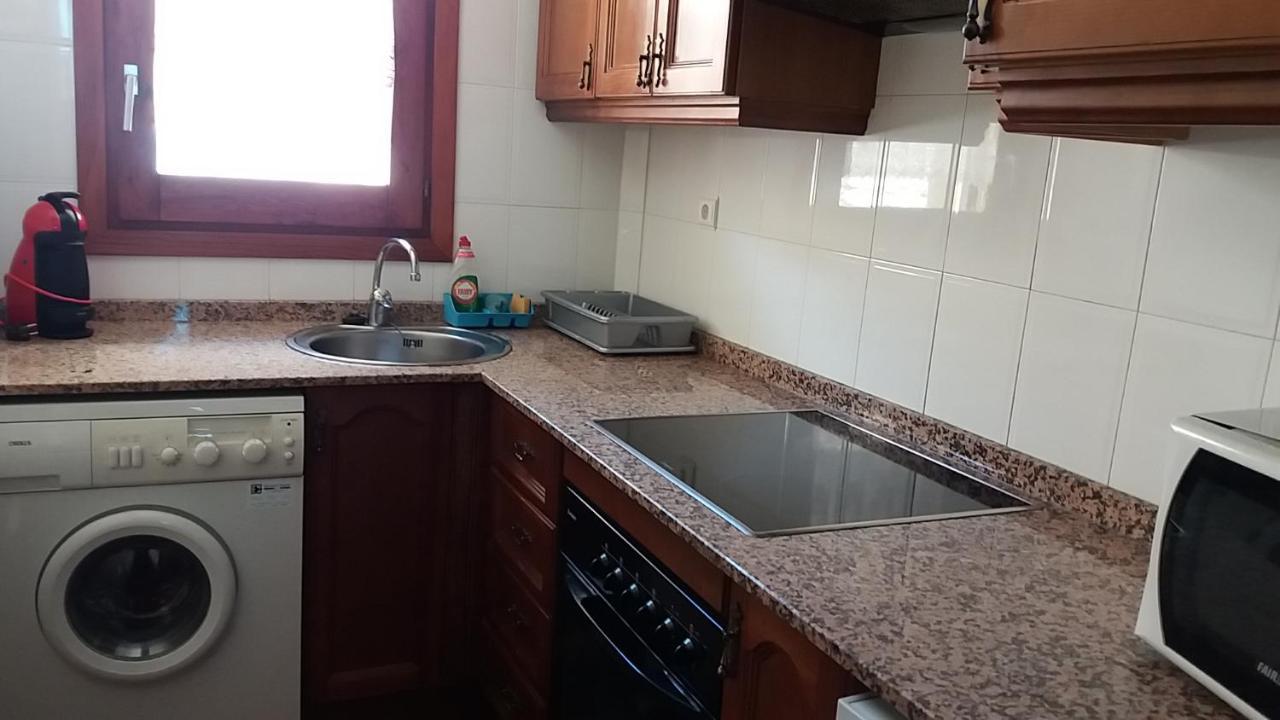 Apartaments Morello Естери д'Анеу Екстериор снимка